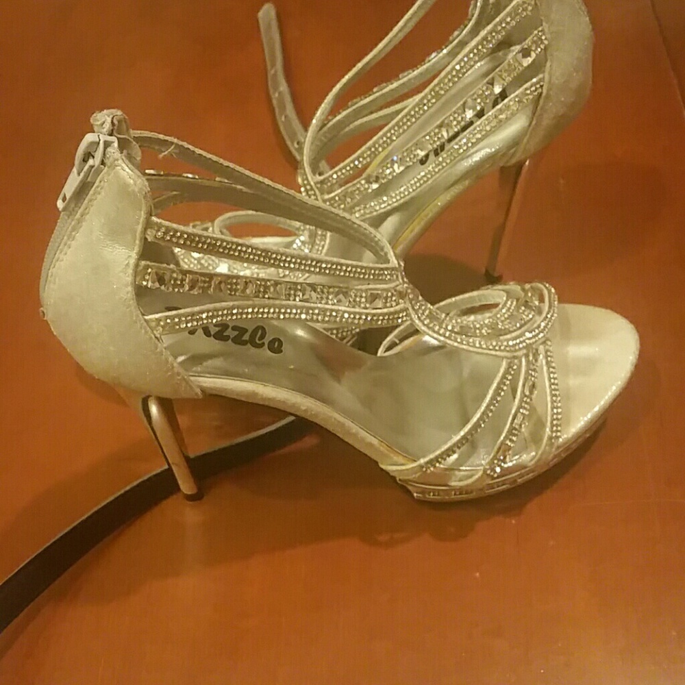 Shoes - Picture 7 of 7
